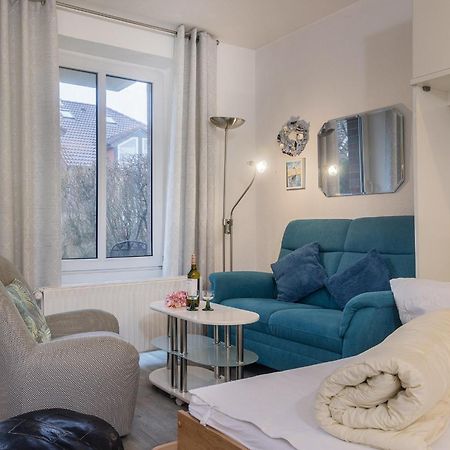 50060... Apartment Харлезил Екстериор снимка